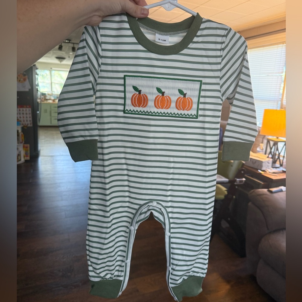 Stripped pumpkin one piece New